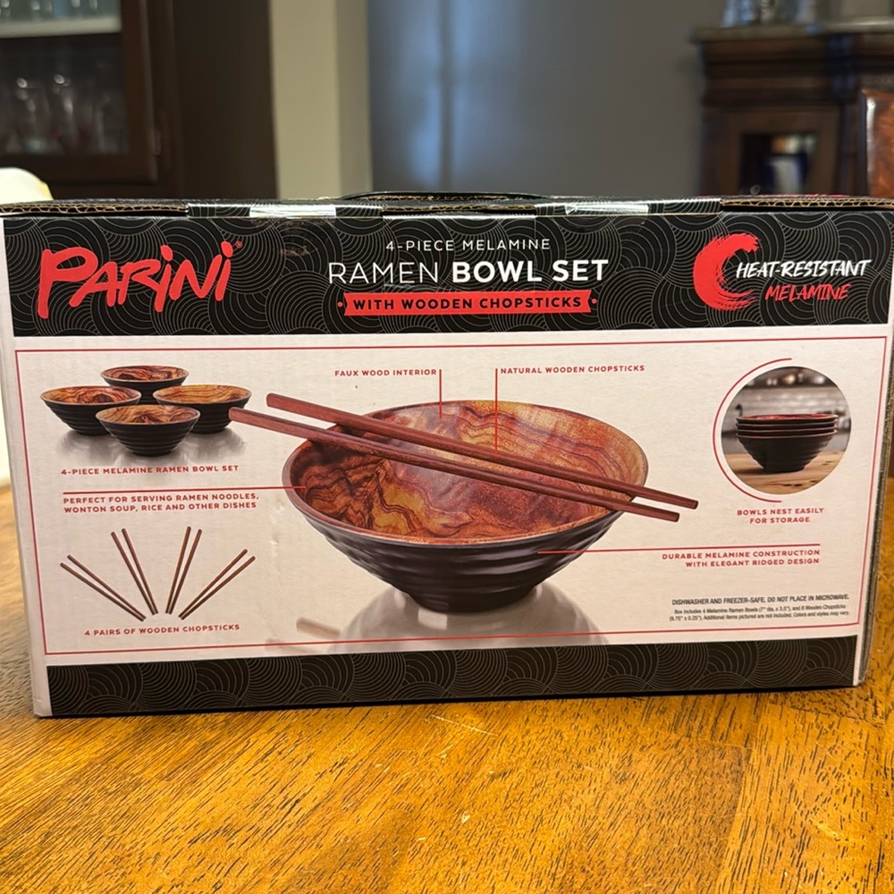 NIB Parini Ramen Bowl Set